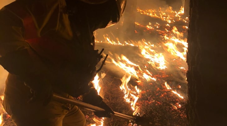 Incêndio de Odemira a entrar no concelho de Monchique