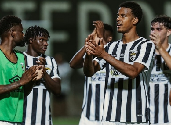 Portimonense bate Moncarapachense por 4-1 no primeiro jogo particular do dia