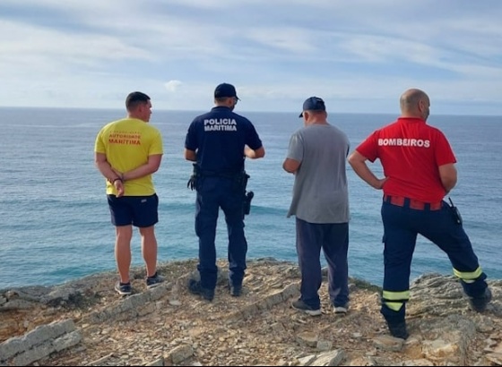 Interrompidas buscas pelo pescador que desapareceu em Aljezur