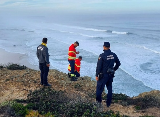 Autoridades retomam buscas por pescador desaparecido em Aljezur