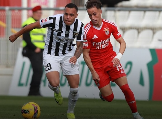 Benfica B vence em Portimão e fica a um ponto da liderança da II Liga