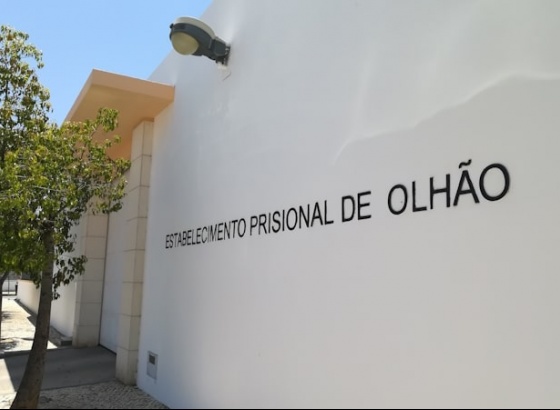 Prisão preventiva para suspeito de furtar residências de luxo no concelho de Loulé 