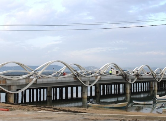 Nova ponte de acesso à Praia de Faro inaugurada no domingo 