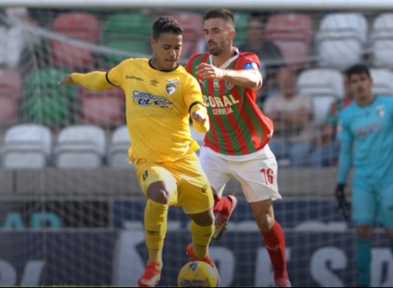 Marítimo vence em casa frente ao Portimonense