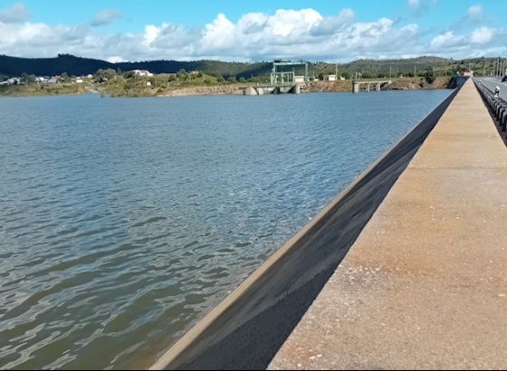 Águas do Algarve abre comportas das barragens de Odeleite e de Beliche