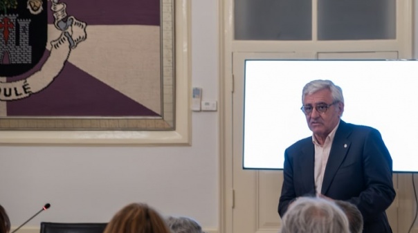 Henrique Barros explicou em Loulé, a importância dos Planos Municipais de Saúde