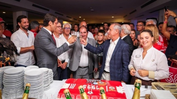 Rui Costa inaugurou Casa do Benfica de Albufeira