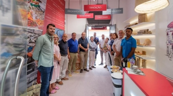 Inaugurada loja de apoio ao visitante do Mercado Municipal de Loulé