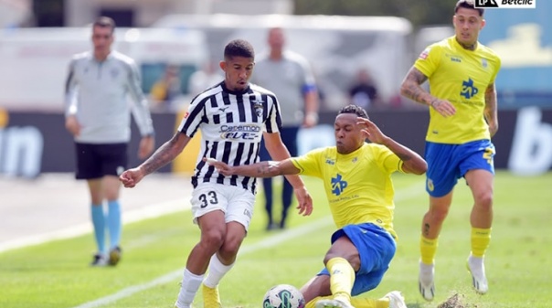 Portimonense empata em Arouca e conquista primeiro ponto