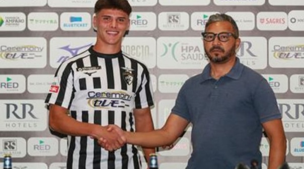 Extremo Zinho está preparado para fazer grande época no Portimonense