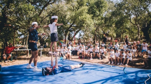 Festival EmRaizArt leva novo circo e artes de rua a espaço rural de Lagos