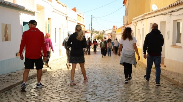 Caminhar, sentir, fazer: o Barão de São João Walk & Art Fest está de volta