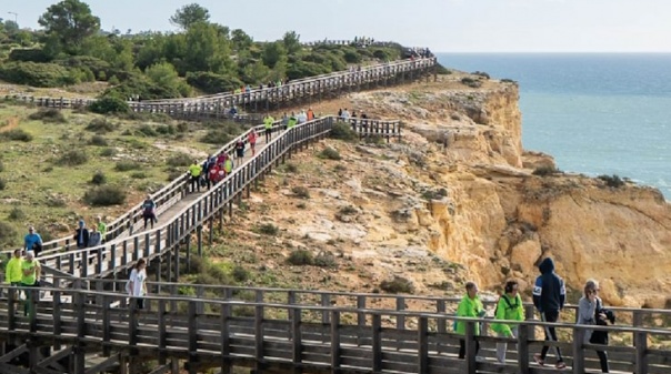 Marcha Corrida Praia do Carvoeiro é já no domingo 