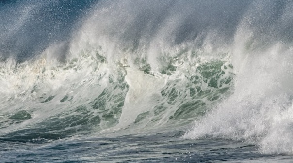 Onda de 10 metros registada durante tempestade Bernard ao largo de Faro