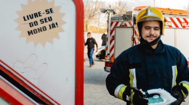 Dez associações de bombeiros do distrito de Faro recebem equipamentos elétricos para reciclagem