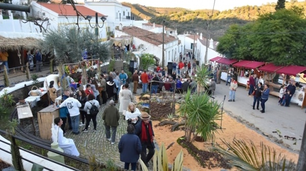 Odeleite “enche-se” de Natal com a Aldeia Presépio