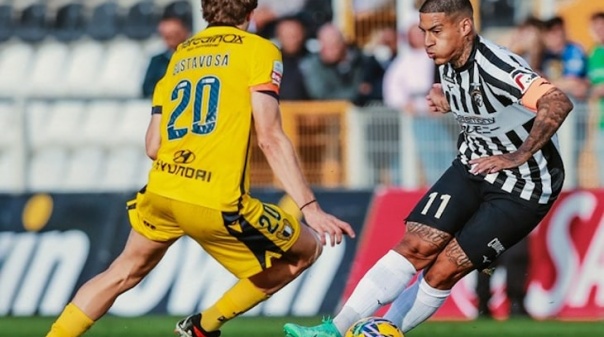 Portimonense cede empate em casa frente ao Famalicão