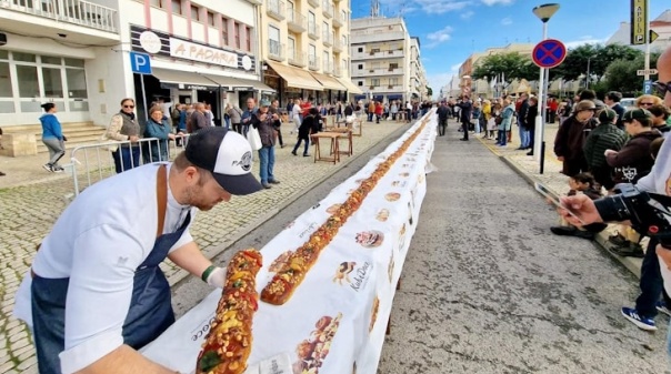 Bolo-Rei gigante volta a ser confecionado em Vila Real de Santo António