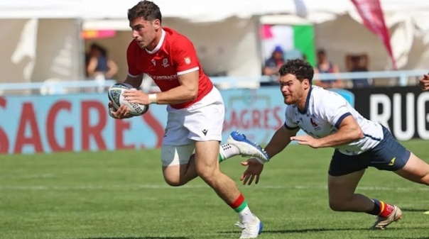 Atletas da Seleção Nacional de Rugby dão treino aberto na Universidade do Algarve 