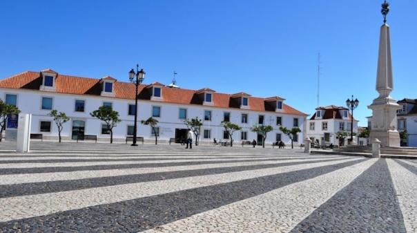 Vila Real de Santo António pondera reativar empresa municipal e saldar dívidas