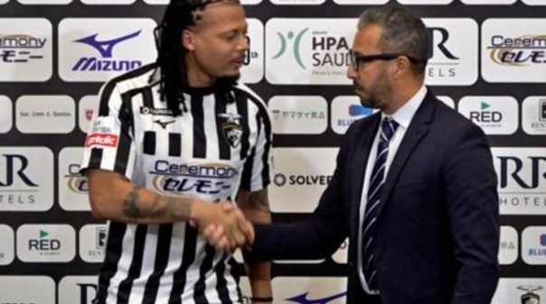 Extremo Hildeberto Pereira assina pelo Portimonense até 2025