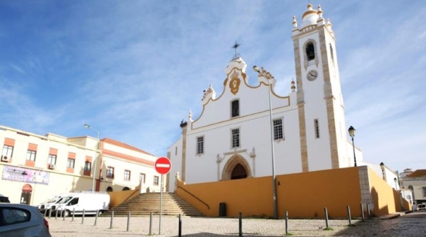 Obras de requalificação do Largo da Igreja Matriz de Portimão vão custar 1,1 milhões