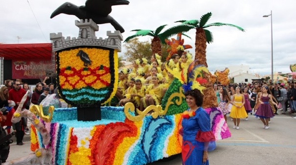 Carnaval em Altura com o maior número de participantes de sempre