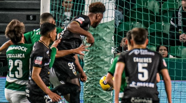 Farense perde em Alvalade mas fez tremer Sporting