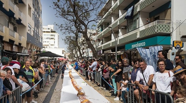 Quarteira cria Mercadinho da Primavera com música, folar gigante e animação 