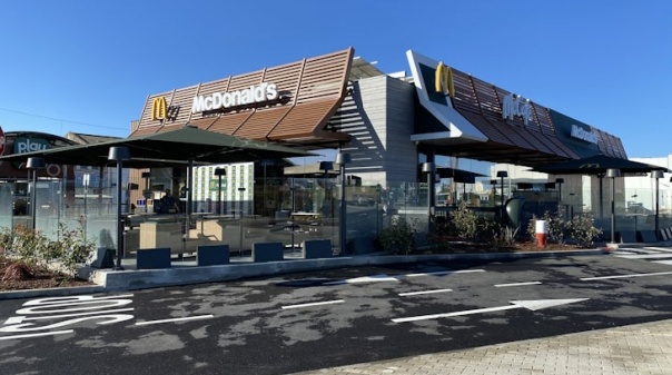 McDonald’s abre primeiro restaurante no concelho de Lagoa