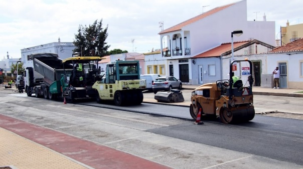 Câmara de Vila Real de Santo António iniciou programa de repavimentação das estradas municipais 