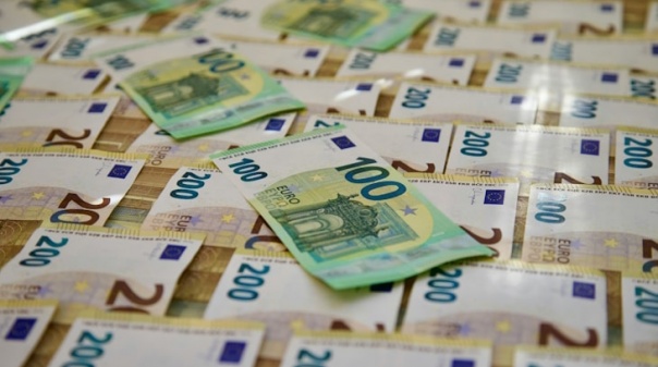 Estado regista défice de 2.5 mil milhões de euros até maio