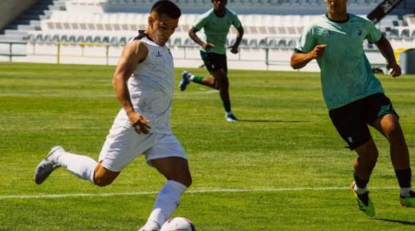  Farense goleia equipa sub-23 com contributo de dois reforços