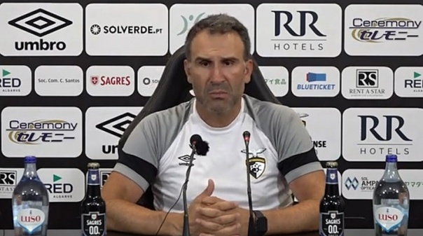 Portimonense vai apresentar novo treinador e assume saída de Sérgio Vieira