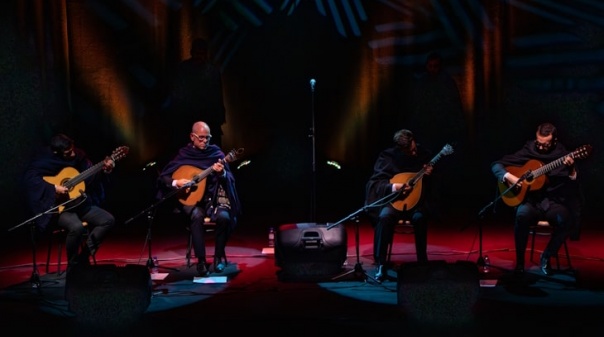 Monumental serenata com os In Versus na abertura da Receção ao Caloiro do Algarve