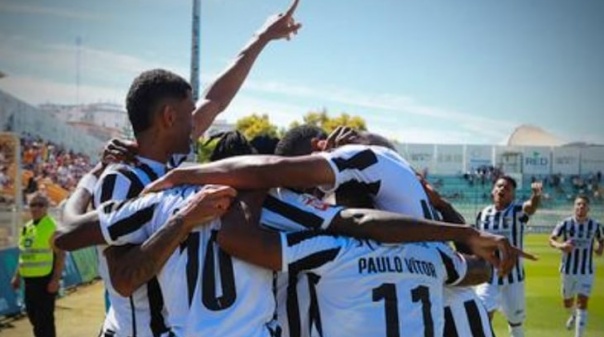 Portimonense vence Farense em jogo particular