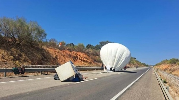  Balão de ar quente aterra em acesso à Via do Infante 