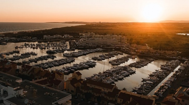 Marina de Vilamoura distinguida com dois prémios nos Yacht Harbour Association Marina Awards 2024 