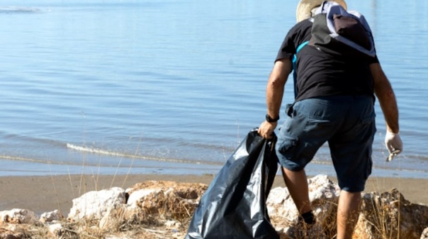 Câmara de Lagoa convida a nova ação de limpeza costeira no dia 28 