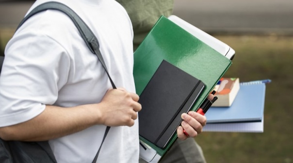 PSD Alcoutim critica "aumento insignificante" das bolsas de estudo para alunos do ensino superior