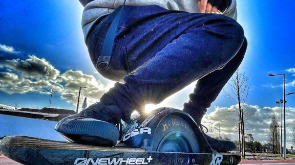 Albufeira recebe finais europeias do Campeonato de Onewheel 