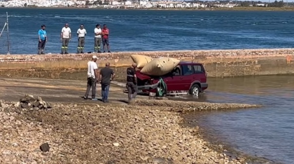 Viatura de mulher desaparecida em Vila Real de Stº António já foi recuperada (C/Vídeo)