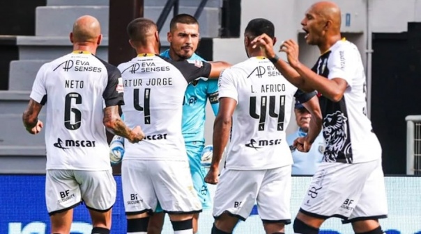 Farense conquista primeira vitória na I Liga na receção ao Estoril Praia