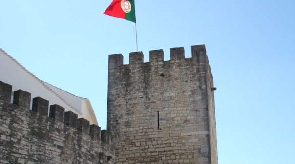 Famílias convidadas para caça ao tesouro no Castelo de Loulé