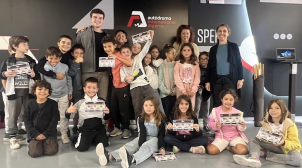 Alunos de Alvor foram recebidos por Bernardo Pinheiro no Autódromo Internacional do Algarve