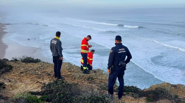 Autoridades retomam buscas por pescador desaparecido em Aljezur