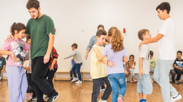 Alunos de Castro Marim e Altura vão aprender folclore e canto tradicional