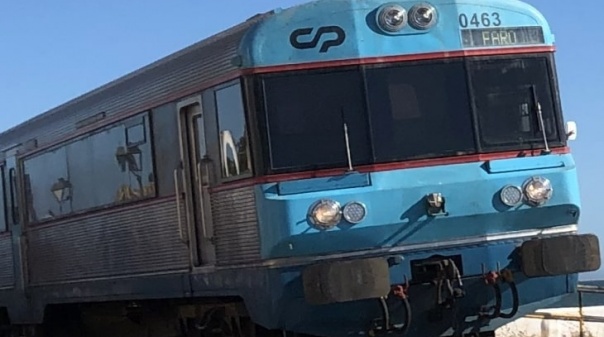 Restabelecida circulação ferroviária na Linha do Algarve entre a Fuseta e Olhão