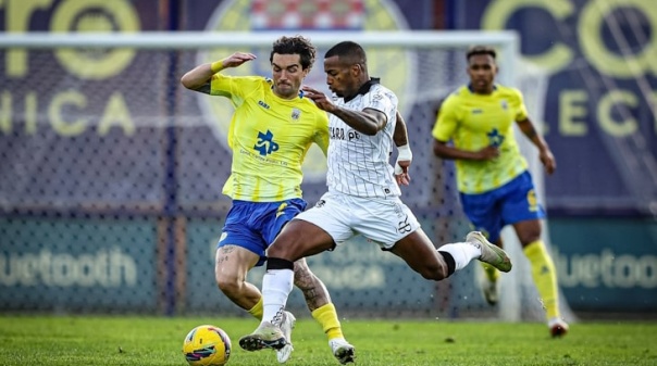 Farense e Benfica medem forças nos ‘oitavos’ da Taça