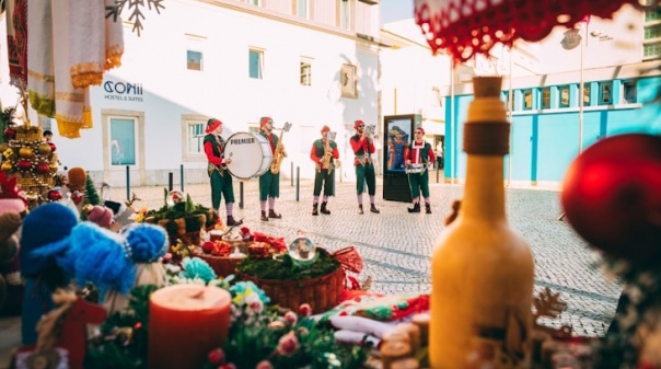 Natal em Quarteira propõe mercadinho e animação de rua